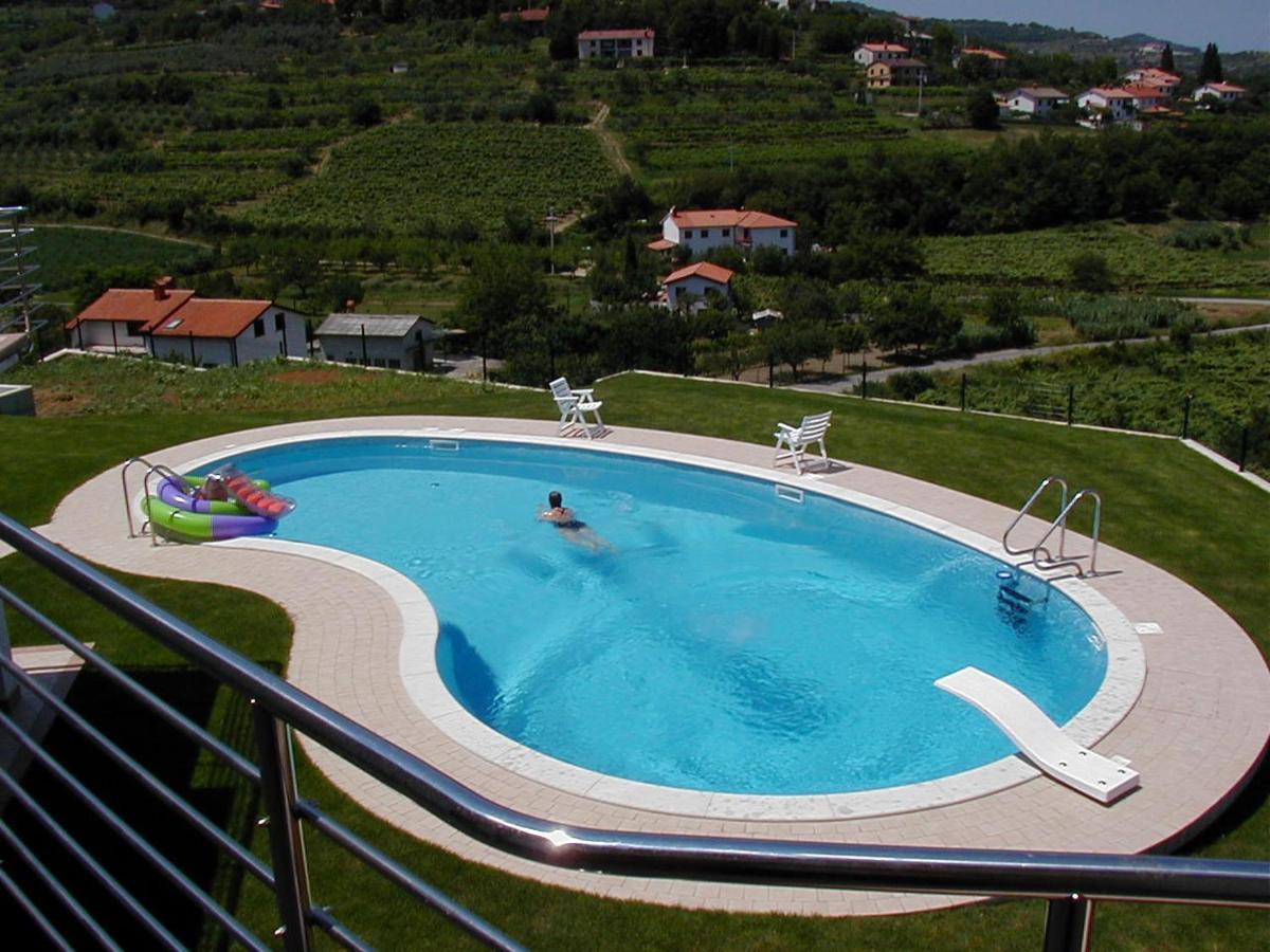 Relax Vila Kampel Koper Buitenkant foto
