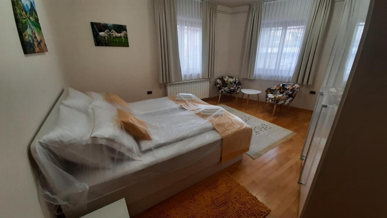 Relax Vila Kampel Koper Buitenkant foto